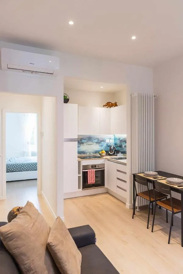 Camonia Luxury Free Parking 2Km Da Bologna Apartment Italy