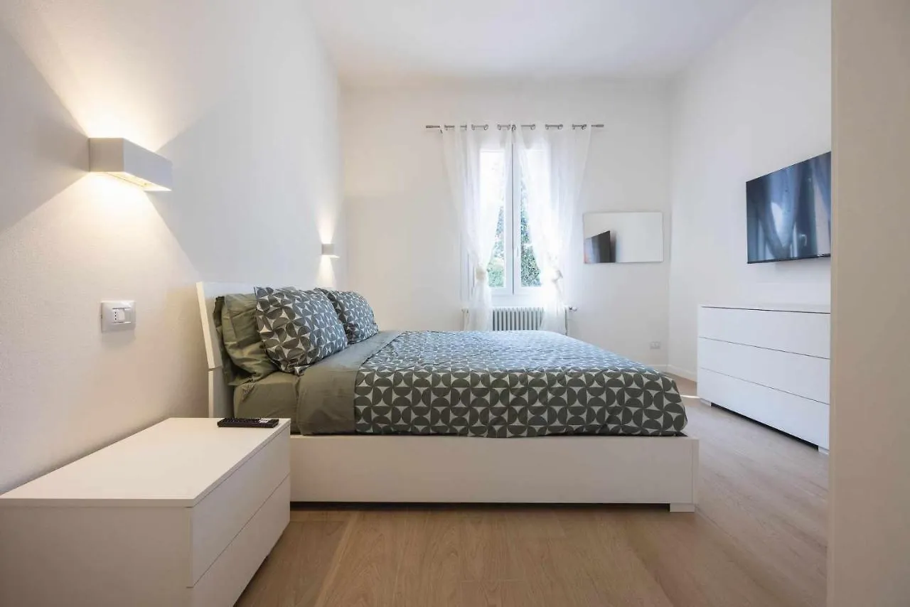 Camonia Luxury Free Parking 2Km Da Bologna Apartment