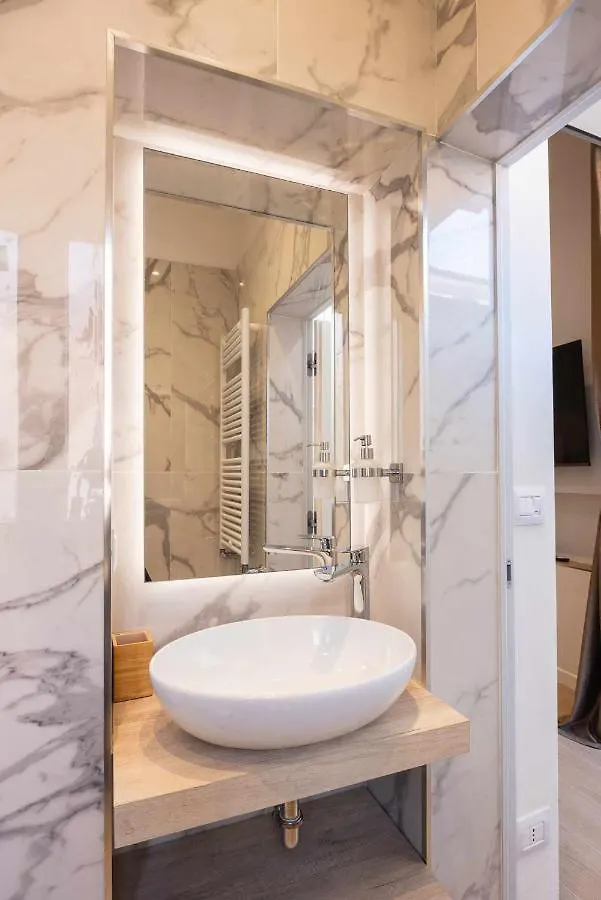 Camonia Luxury Free Parking 2Km Da Bologna Apartment